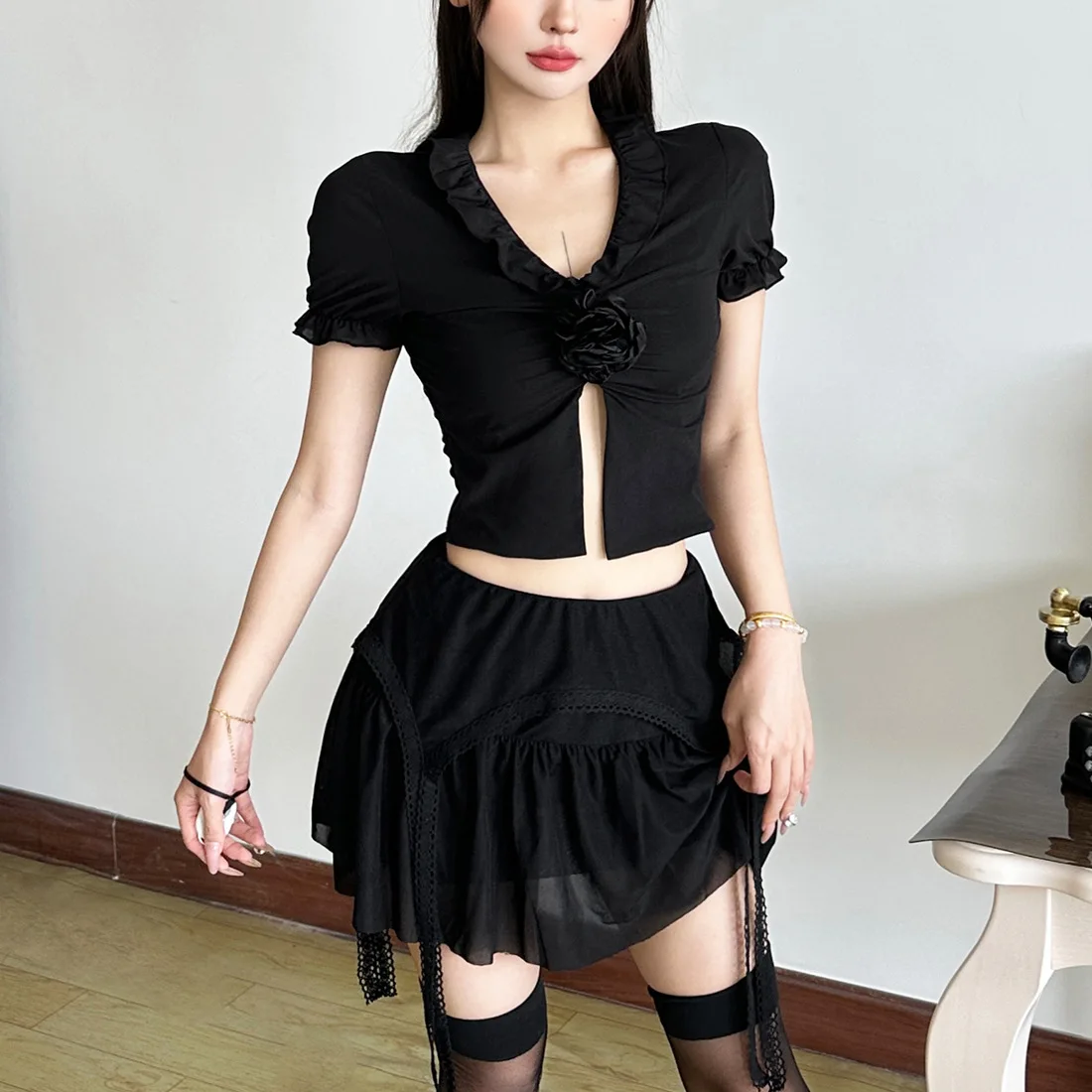 Women's Ruffled Skirt Female High Street Irregular 2025 New Summer Solid Color Simple Skirt All-match Casual Sexy Skirts
Women's Ruffled Skirt Female High Street Irregular 2025 New Summer Solid Color Simple Skirt All-match Casual Sexy Skirts