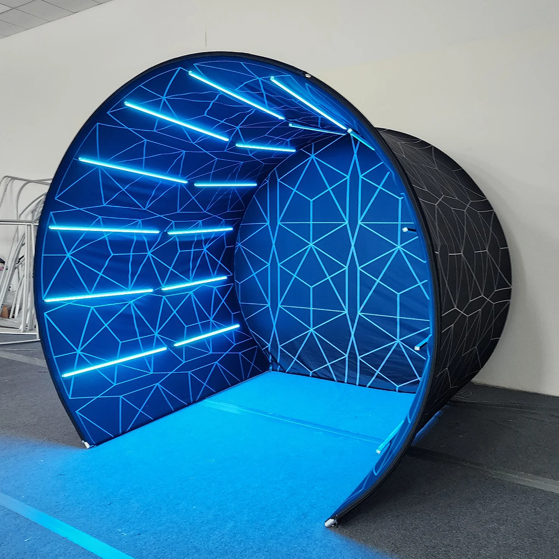 Housing 360 Degree Photo Booth with Light Emitting Diode Photo Booth Descending Tunnel Photo Booth Background
Housing 360 Degree Photo Booth with Light Emitting Diode Photo Booth Descending Tunnel Photo Booth Background