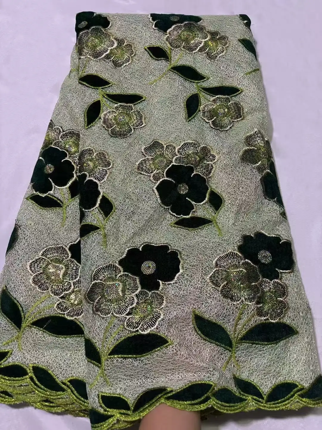 African Lace Fabric 2025 Sequins Beaded Embroidery Groom Nigerian Bridal High Quality French Tulle Lace Fabric For Wedding
African Lace Fabric 2025 Sequins Beaded Embroidery Groom Nigerian Bridal High Quality French Tulle Lace Fabric For Wedding