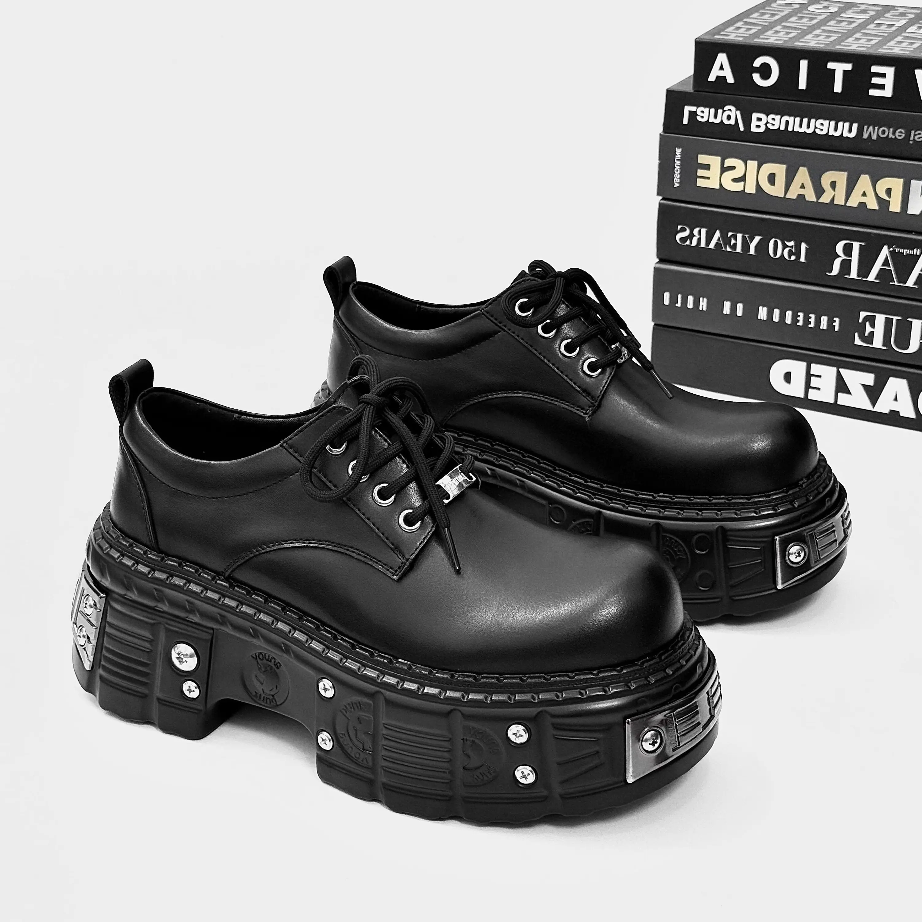 Мужские туфли-дерби 2026 Premium Heavy Metal Platform, британский стиль, на массивной подошве, с низким вырезом, на 7 см
Мужские туфли-дерби 2026 Premium Heavy Metal Platform, британский стиль, на массивной подошве, с низким вырезом, на 7 см