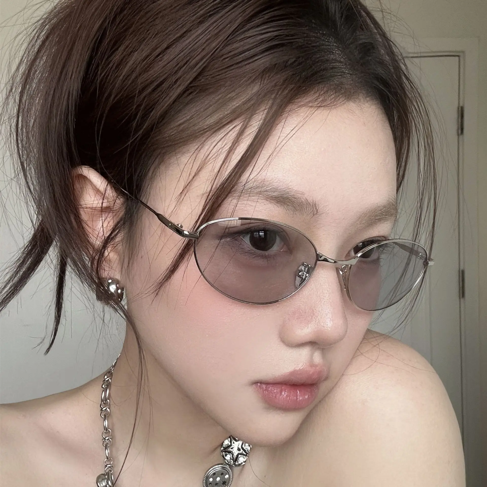 2026 New Luxury Metal Cat Eye Sunglasses Unisex UV400 Anti UV Eyewear For Outdoor Travel Party Fashion Shades
2026 New Luxury Metal Cat Eye Sunglasses Unisex UV400 Anti UV Eyewear For Outdoor Travel Party Fashion Shades