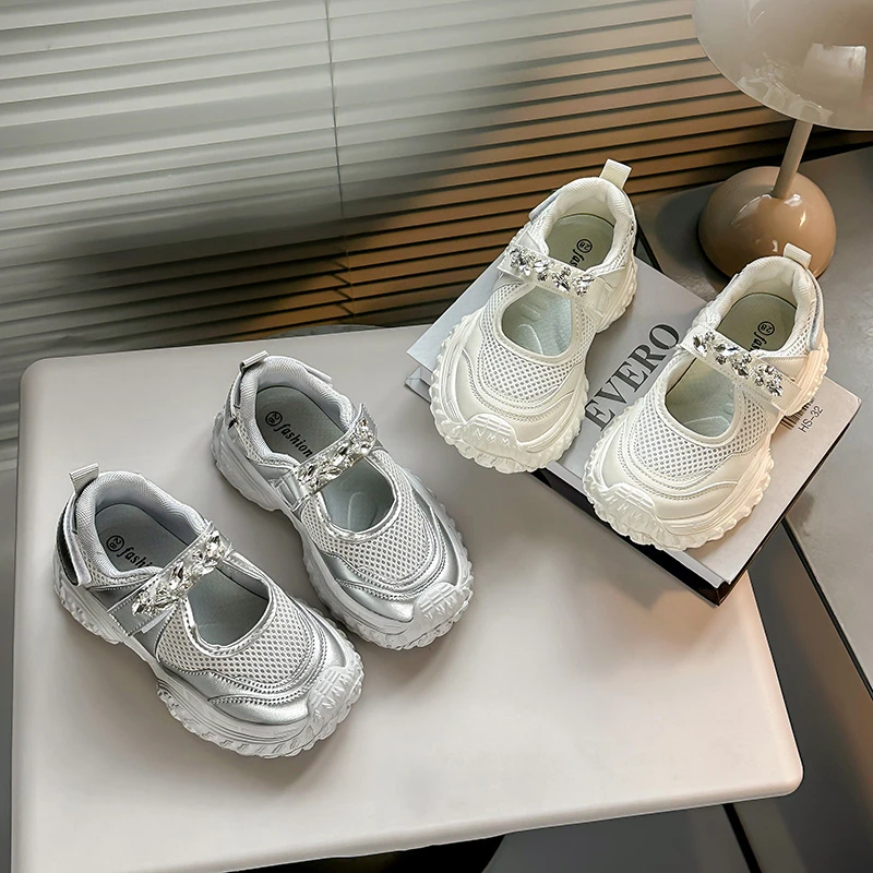 2025 Summer New Children Sandals for Girls Fashion Korean Style Soft Bottom Anti-slippery Versatile Chic Breathable Beach Shoes
2025 Summer New Children Sandals for Girls Fashion Korean Style Soft Bottom Anti-slippery Versatile Chic Breathable Beach Shoes
