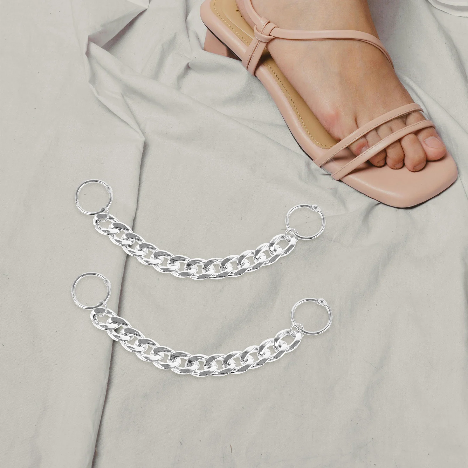 2pcs Chain Accessories for Sandals Decorative Charms DIY Shoe Decorations Women's Sandals Chain Charms Lightweight Durable Shoe
2pcs Chain Accessories for Sandals Decorative Charms DIY Shoe Decorations Women's Sandals Chain Charms Lightweight Durable Shoe