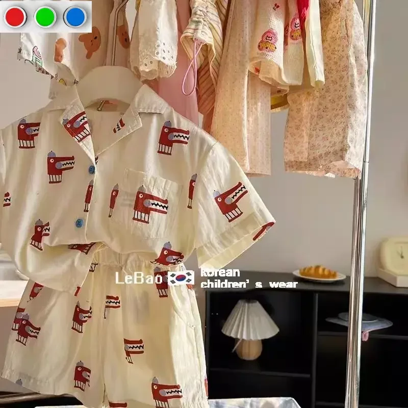 2024 Korean Children's Clothes Kids Clothes Boys Fashionable Printed Short Sleeved Shirt Tops + Shorts Kids Boutique Outfits Set
2024 Korean Children's Clothes Kids Clothes Boys Fashionable Printed Short Sleeved Shirt Tops + Shorts Kids Boutique Outfits Set
