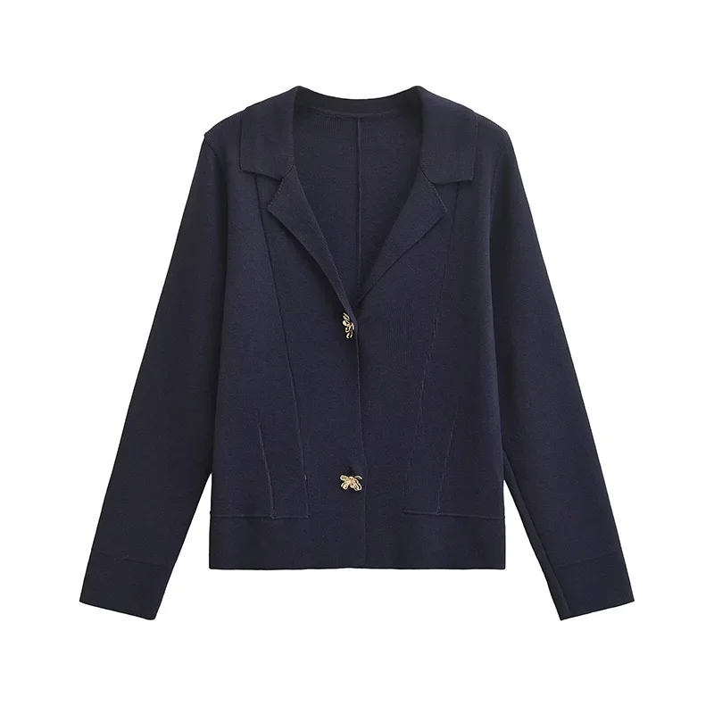 Women Fashion Black Single Breasted Knitted Sweater Vintage Lapel Neck Long Sleeves Female Chic Lady Tops Outfits
Women Fashion Black Single Breasted Knitted Sweater Vintage Lapel Neck Long Sleeves Female Chic Lady Tops Outfits