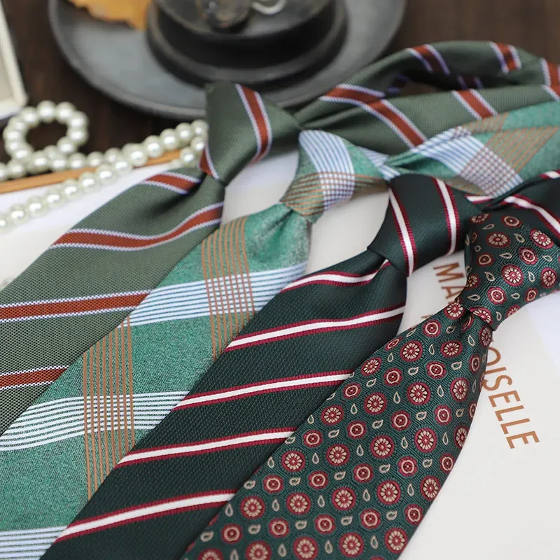 Spring green gentlemanly men's Korean version formal 8cm tie suit accessories hand printed style
Spring green gentlemanly men's Korean version formal 8cm tie suit accessories hand printed style