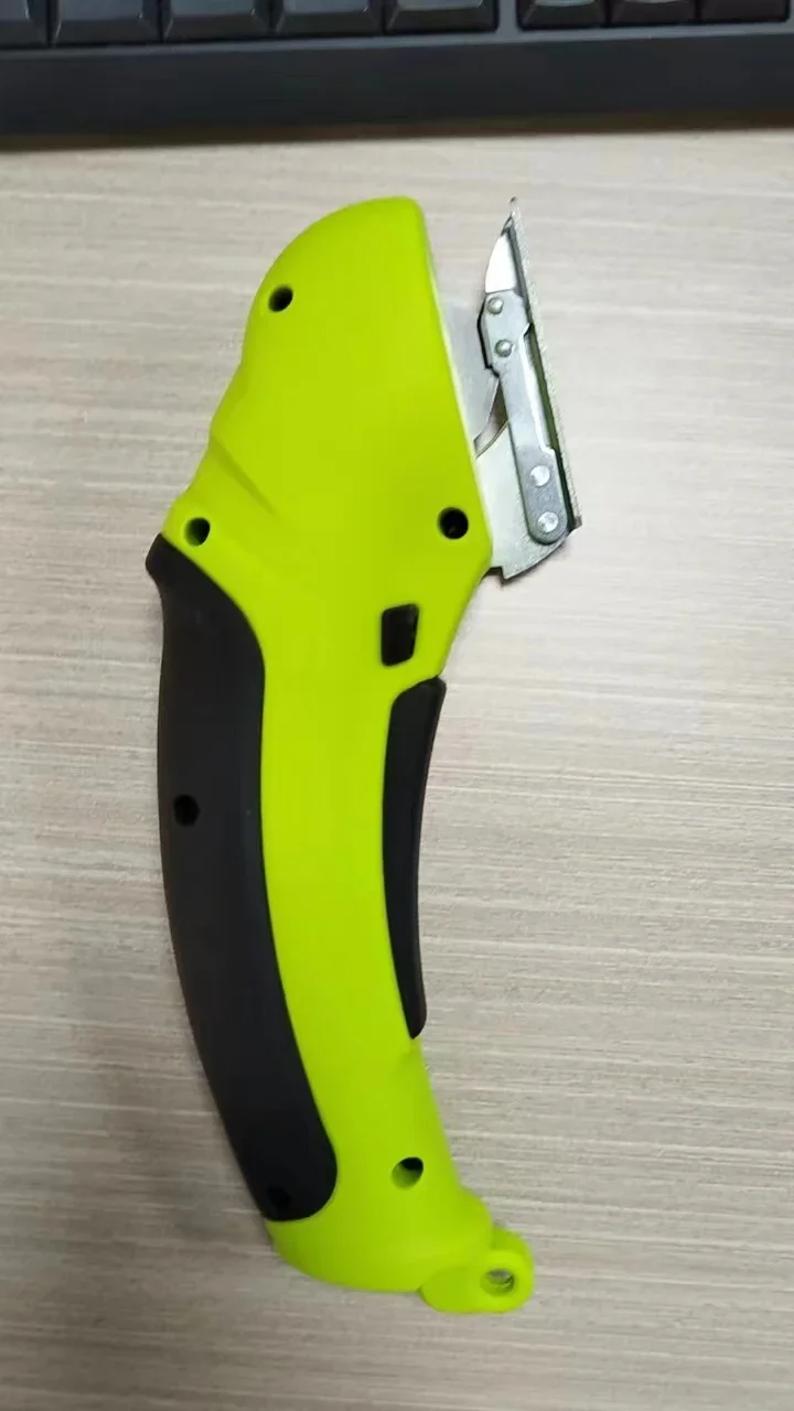 -Многофункциональный электрический резак, портативный электрический ручной беспроводной мини-машина для резки ткани с круглым лезвием
-Многофункциональный электрический резак, портативный электрический ручной беспроводной мини-машина для резки ткани с круглым лезвием