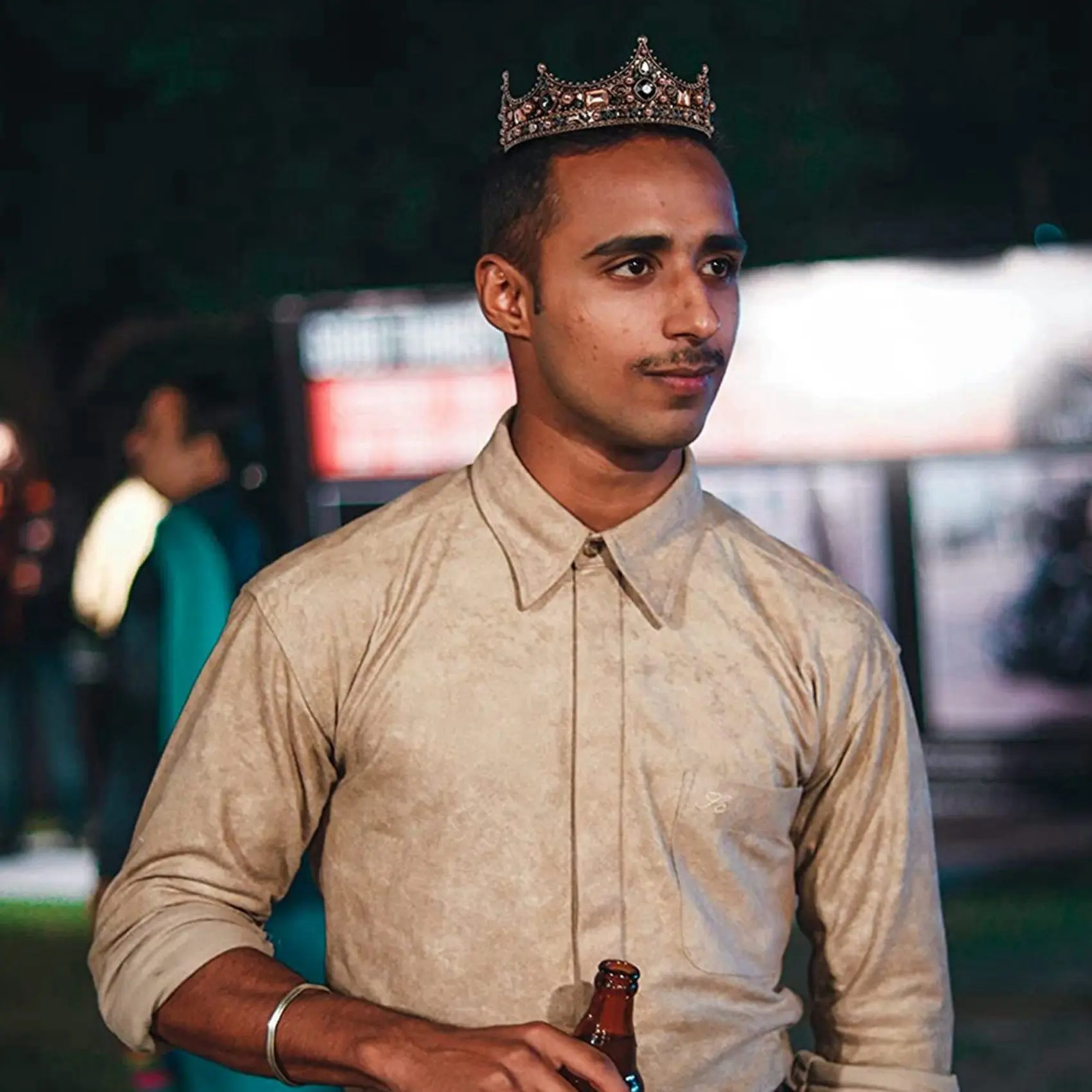 ABYO 3X King Crowns для мужчин - винтажная корона в стиле барокко со стразами и кристаллами, мужская полная королевская корона для театрального выпускного вечера
ABYO 3X King Crowns для мужчин - винтажная корона в стиле барокко со стразами и кристаллами, мужская полная королевская корона для театрального выпускного вечера