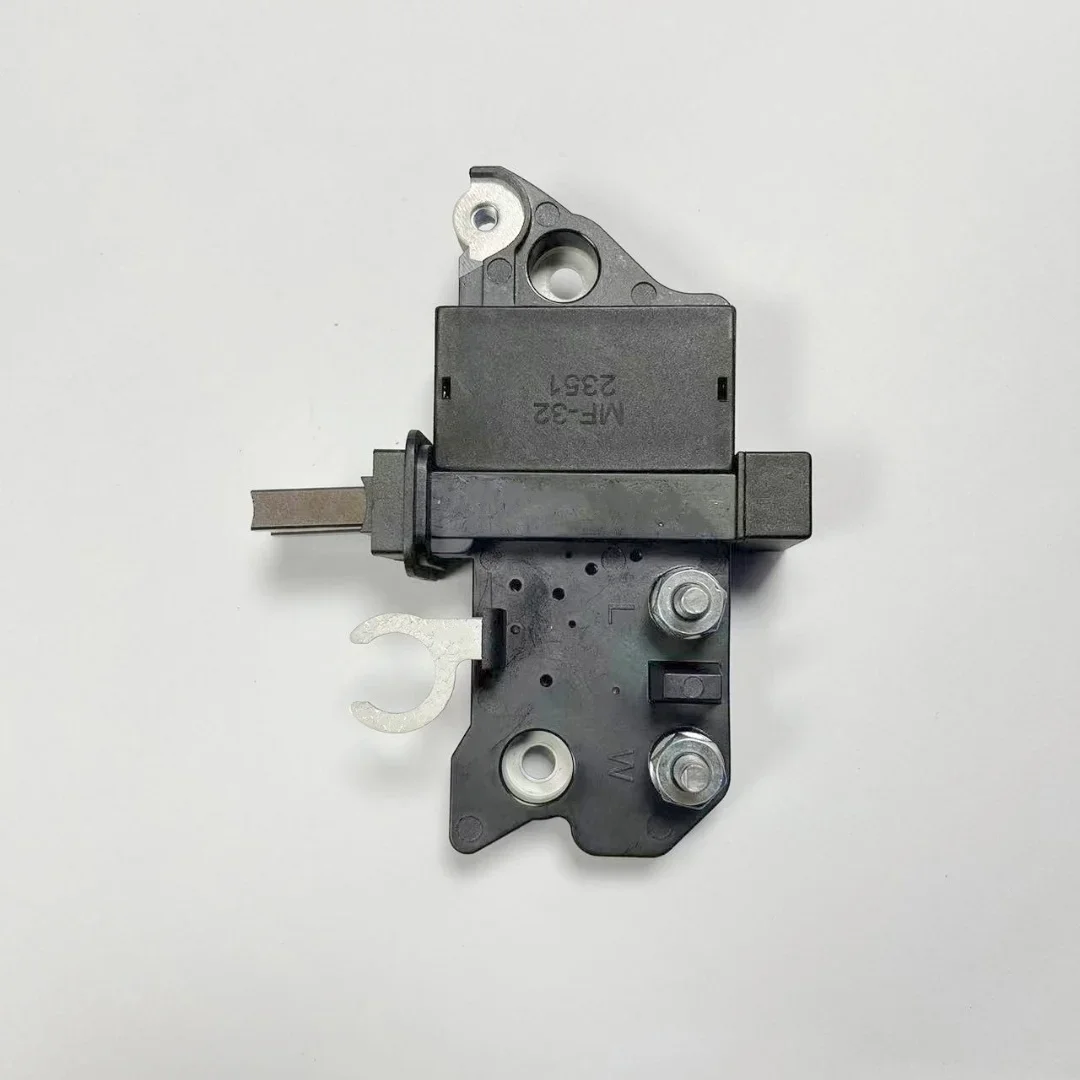 Регулятор генератора для AVI147D3002 AVI168S3002 MF-32 запасные части
Регулятор генератора для AVI147D3002 AVI168S3002 MF-32 запасные части