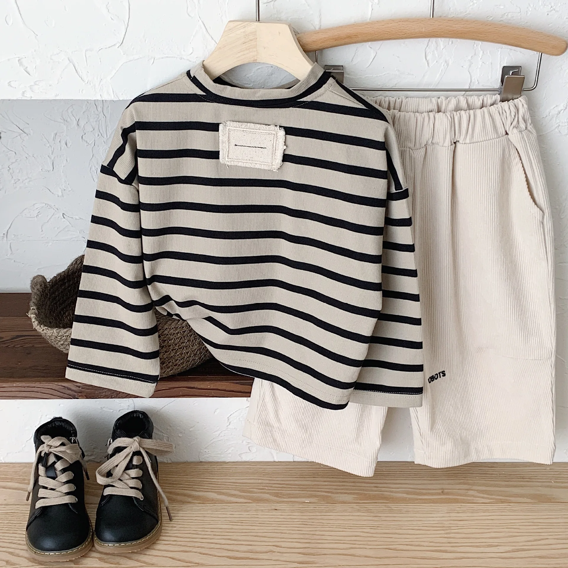 1-8T Cotton Children's Clothing Long Sleeve Sweatshirt Striped Baby Boy Girl Tops Casual Patches T-shirt Autumn Spring Tee
1-8T Cotton Children's Clothing Long Sleeve Sweatshirt Striped Baby Boy Girl Tops Casual Patches T-shirt Autumn Spring Tee