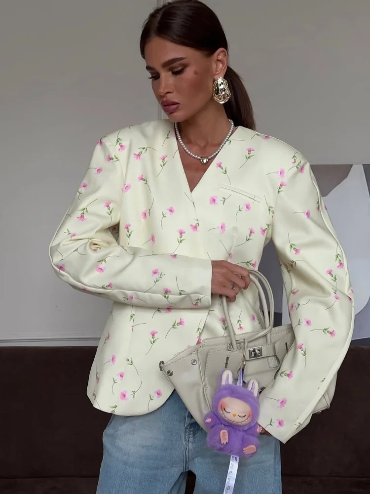 Flora Printed Elegant V-neck Single Button Blazer Fashion Jacket Women Cinched-waist Cropped Jacket Lady Commute 2026 Outwear
Flora Printed Elegant V-neck Single Button Blazer Fashion Jacket Women Cinched-waist Cropped Jacket Lady Commute 2026 Outwear