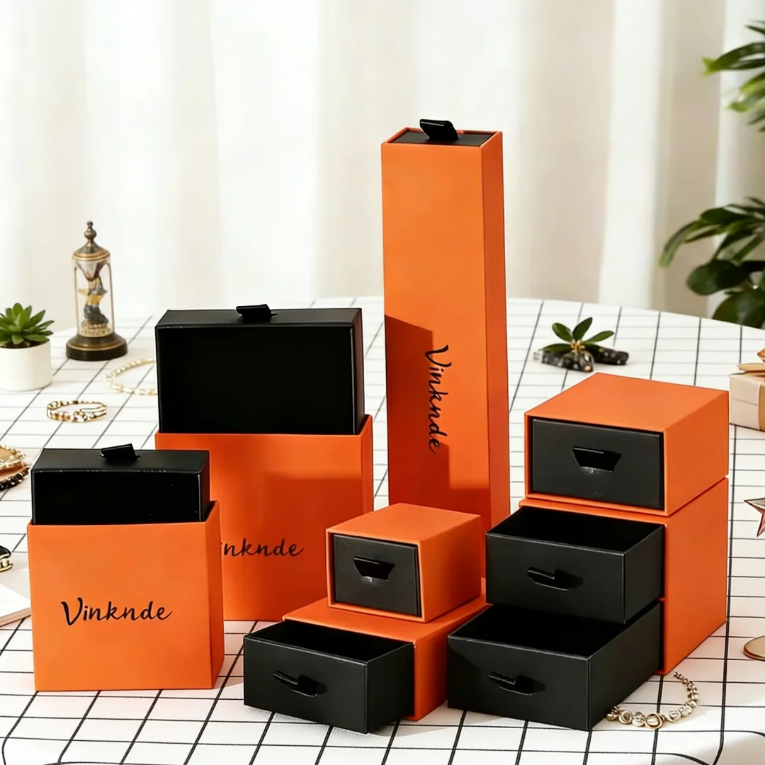 24/50/100Pcs Custom Logo Jewelry Case Cardboard Necklace Slide Drawer Paper Jewellry Box with Black Foam for Earrings Packaging
24/50/100Pcs Custom Logo Jewelry Case Cardboard Necklace Slide Drawer Paper Jewellry Box with Black Foam for Earrings Packaging