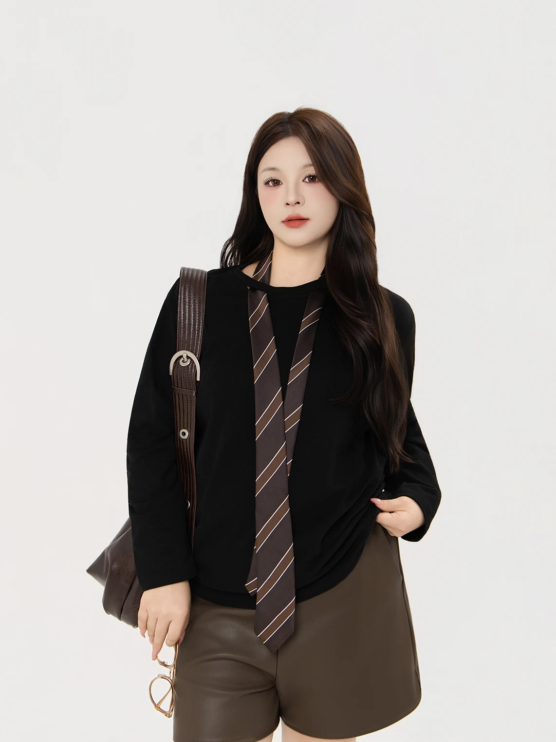 Slimming Effect College Sle Long Sve round Ne T-irt Design Big Yang Fat MM Base Layer Top with Tie Soft Comfortable ...
Slimming Effect College Sle Long Sve round Ne T-irt Design Big Yang Fat MM Base Layer Top with Tie Soft Comfortable ...