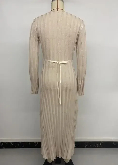 Autumn Women's Elegant Knitted Long Sleeve Dress Dress Temperament Commuting New Fashion Casual V-Neck Long Dresses for Women
Autumn Women's Elegant Knitted Long Sleeve Dress Dress Temperament Commuting New Fashion Casual V-Neck Long Dresses for Women