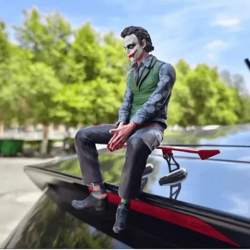Anime Detective Comics Joker Sitting Action Mafex Figure Suicide Squad Joker Supervillain Model Doll Car Decoration Toy Gift
Anime Detective Comics Joker Sitting Action Mafex Figure Suicide Squad Joker Supervillain Model Doll Car Decoration Toy Gift