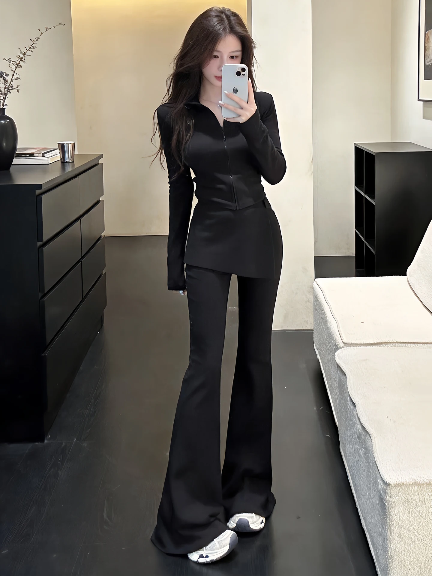 Korean Style Spicy Girl High Waist Flared Pants Set Zipper Waistline Stand Collar Shoulder Length Fashion Spring Autumn Set
Korean Style Spicy Girl High Waist Flared Pants Set Zipper Waistline Stand Collar Shoulder Length Fashion Spring Autumn Set