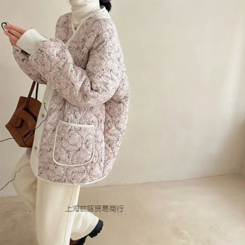 Women's Vintage Printed Flower Quilted Winter Coat Women Korean Warm Cotton Padded Jacket Casual Single Breasted Loose Outerwear
Women's Vintage Printed Flower Quilted Winter Coat Women Korean Warm Cotton Padded Jacket Casual Single Breasted Loose Outerwear