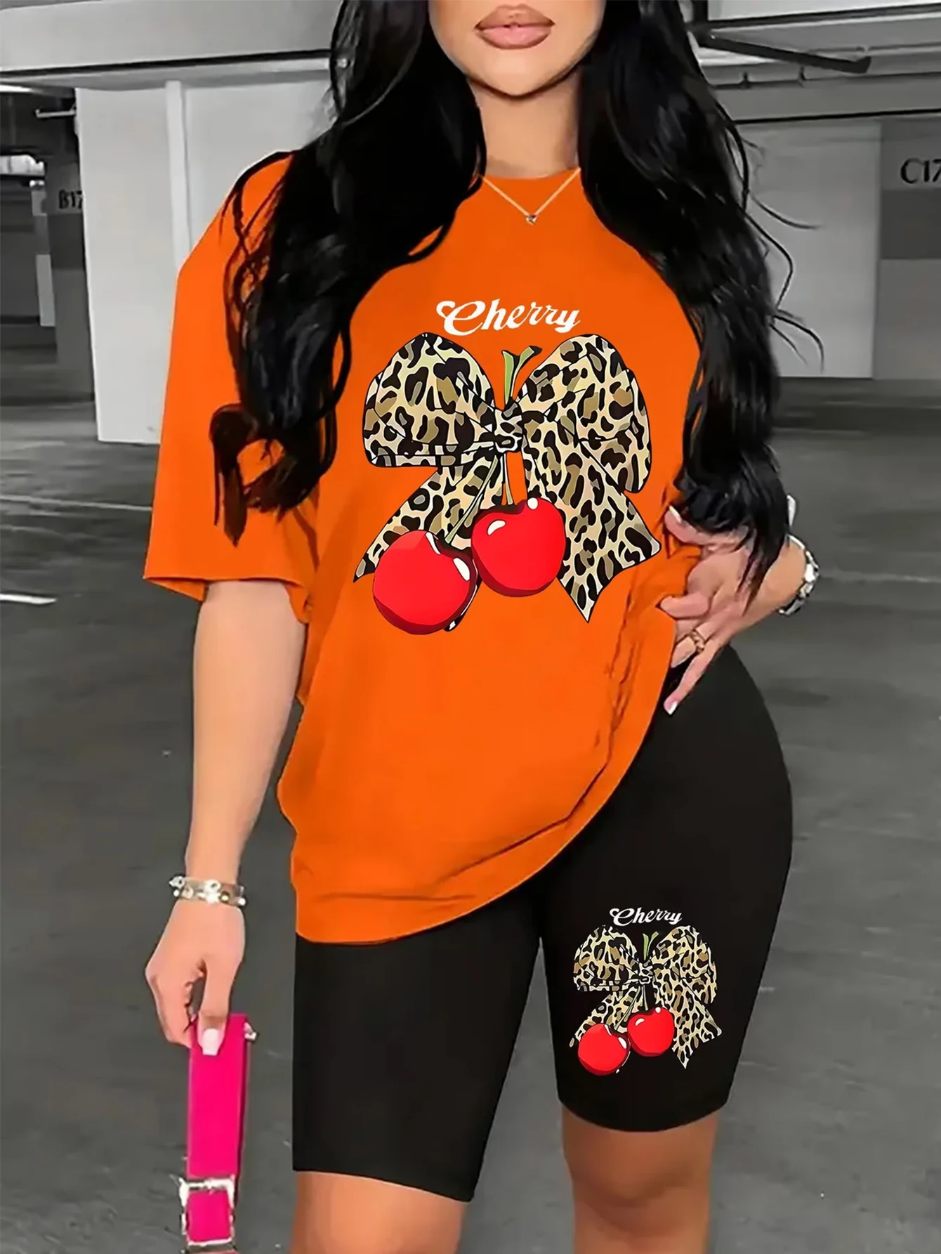 Women's plus-size American-style tough girl street casual leopard print cherry blossom floral casual two-piece set
Women's plus-size American-style tough girl street casual leopard print cherry blossom floral casual two-piece set