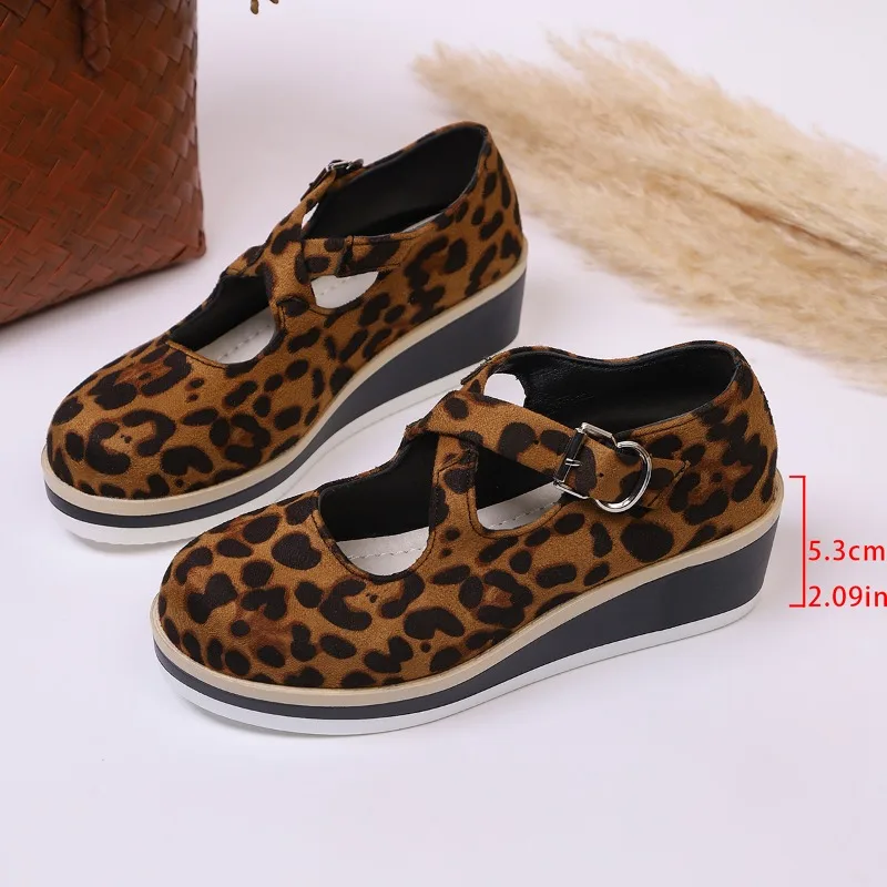 Wedge Heels Women's Round Toe Shallow Mouth Platform Leopard Leisure Non-Slip Wear-Resistant Single Shoes
Wedge Heels Women's Round Toe Shallow Mouth Platform Leopard Leisure Non-Slip Wear-Resistant Single Shoes