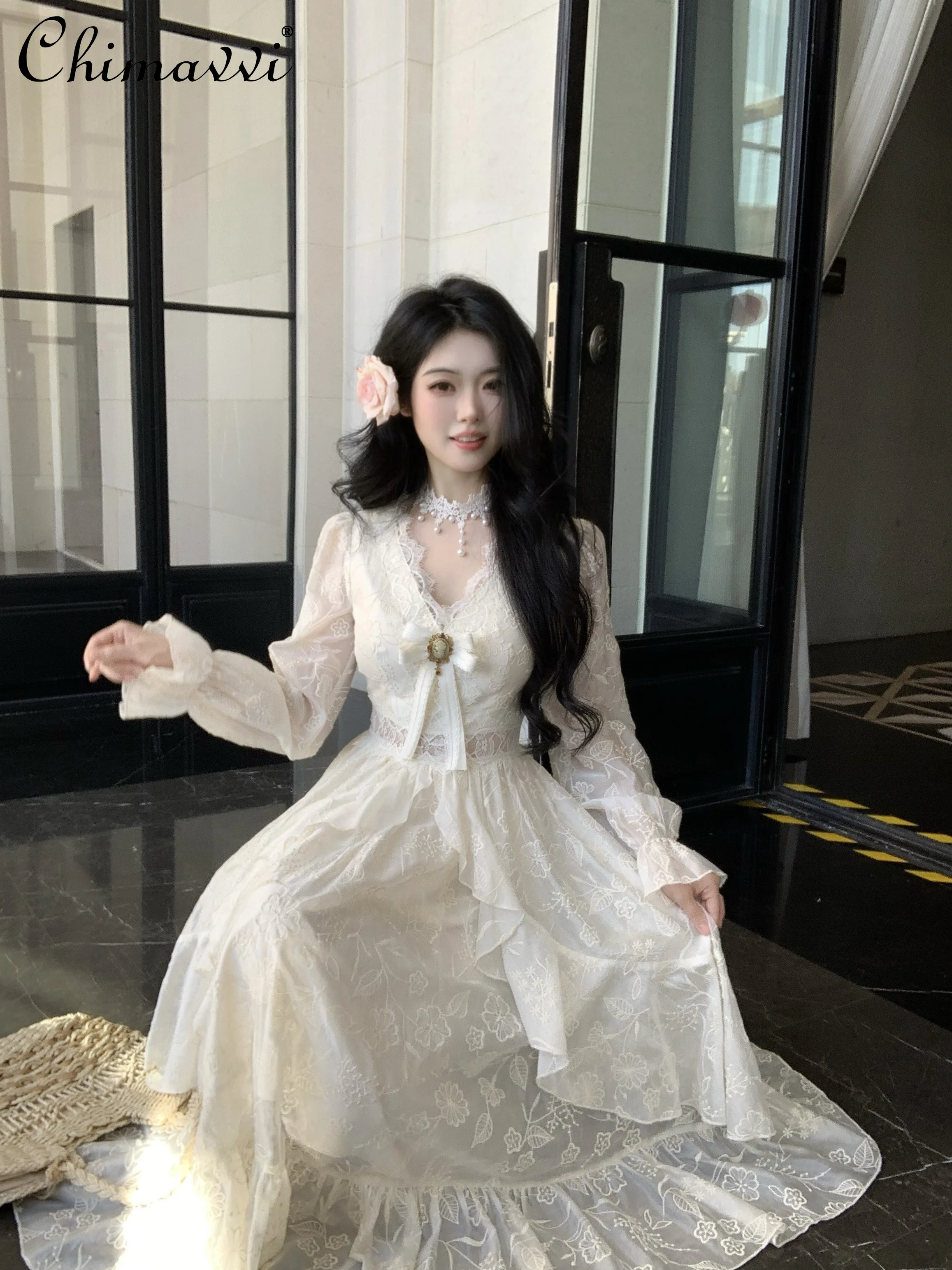 French Retro Heavy Embroidered Ruffle Edge Court Elegant Dress Summer New Princess Fairy Long Sleeve High Waist Lolita Dress
French Retro Heavy Embroidered Ruffle Edge Court Elegant Dress Summer New Princess Fairy Long Sleeve High Waist Lolita Dress