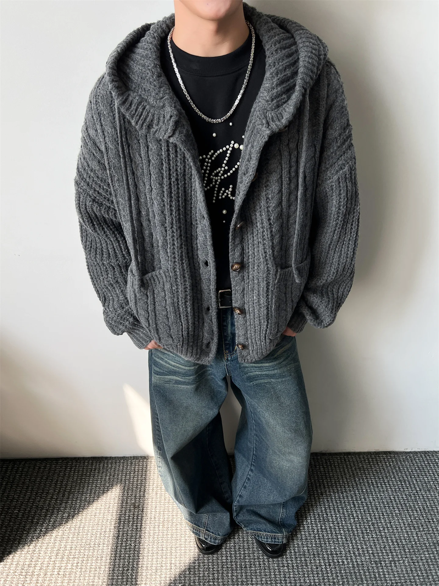 ay Heavyweight 950g Hooded Knitted Sweater Men's Autumn Winter New Lazy American Sle Soft Snug Open Cardigan Coat for Cou...
ay Heavyweight 950g Hooded Knitted Sweater Men's Autumn Winter New Lazy American Sle Soft Snug Open Cardigan Coat for Cou...