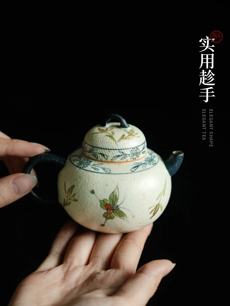 Ceramic Teapot Single High-End Gift Blue and White Fire Stone Zhiyin Pot Box Xi Shi Small Ladies
Ceramic Teapot Single High-End Gift Blue and White Fire Stone Zhiyin Pot Box Xi Shi Small Ladies