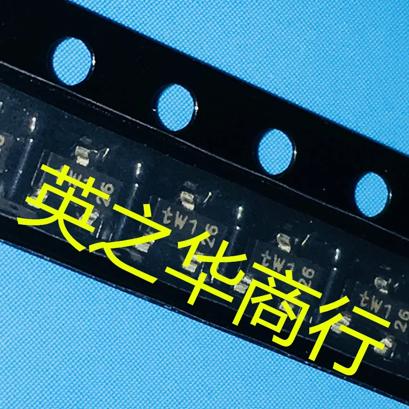 50 шт. оригинальные новые BAT54C *W1 SOT-23
50 шт. оригинальные новые BAT54C *W1 SOT-23