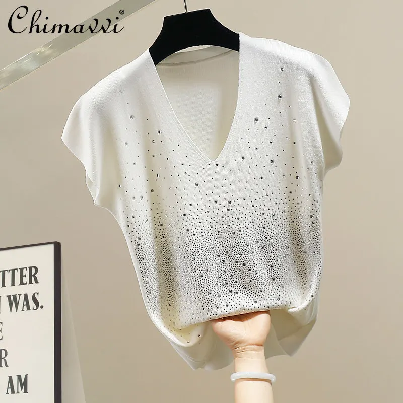 Korean Fashion Heavy Hotfix Rhinestone Sexy V-neck Knit Top Women's 2026 Summer New Slim-fit Short Sleeve White Blouse Tops
Korean Fashion Heavy Hotfix Rhinestone Sexy V-neck Knit Top Women's 2026 Summer New Slim-fit Short Sleeve White Blouse Tops