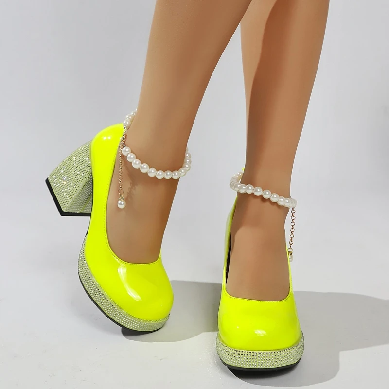 Coarse Heel Round-toe Shallow Water Bead Drill Fashionable Multi-purpose Comfortable Anti-slip Breathable Women's Single Shoes
Coarse Heel Round-toe Shallow Water Bead Drill Fashionable Multi-purpose Comfortable Anti-slip Breathable Women's Single Shoes