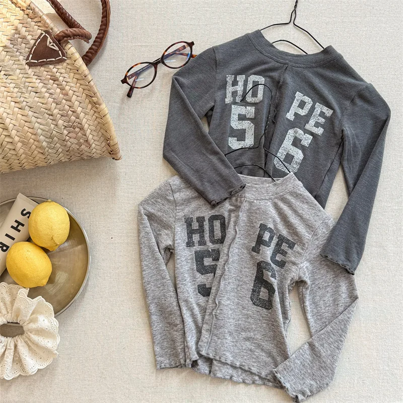 2025 Spring New Children Long Sleeve T Shirts Cotton Girls Letter Print Bottoming Shirts Toddler Boys Casual Tees Kids Clothes
2025 Spring New Children Long Sleeve T Shirts Cotton Girls Letter Print Bottoming Shirts Toddler Boys Casual Tees Kids Clothes