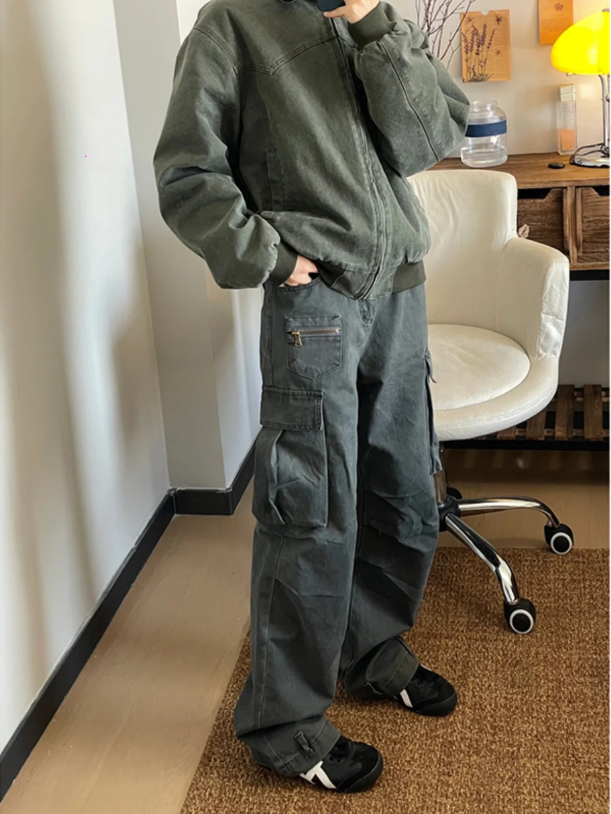 Men's Casual Straight Leg Workwear Trousers Large kets 2024 New American Street Sle CleanFit Haome Straight Leg Pants
Men's Casual Straight Leg Workwear Trousers Large kets 2024 New American Street Sle CleanFit Haome Straight Leg Pants