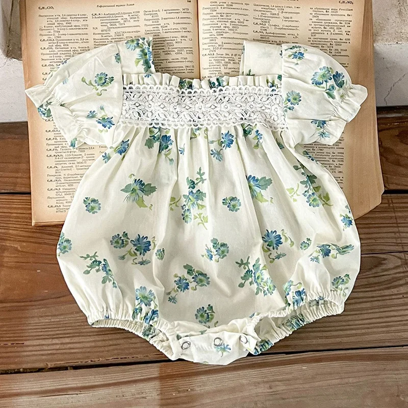 2024 New Summer Infant Baby Girls Jumpsuit Short Sleeved Cotton Floral Printing Newborn Baby Girl Romper Children Clothing
2024 New Summer Infant Baby Girls Jumpsuit Short Sleeved Cotton Floral Printing Newborn Baby Girl Romper Children Clothing