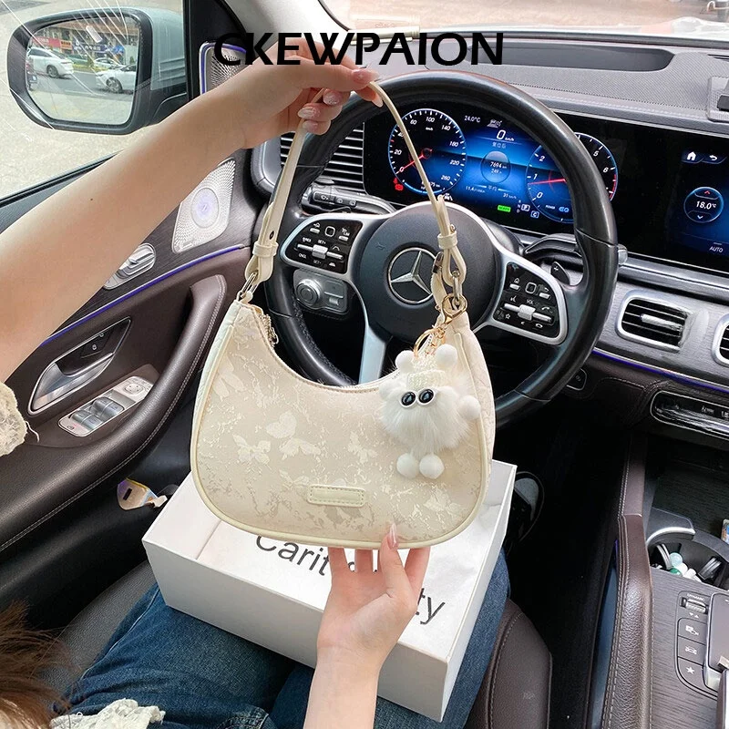 Original Design Crescent Bag 2025 New Commuter Armpit oulder Crossbody Bag High-End Feeling Small Korean Sle Canvas...
Original Design Crescent Bag 2025 New Commuter Armpit oulder Crossbody Bag High-End Feeling Small Korean Sle Canvas...