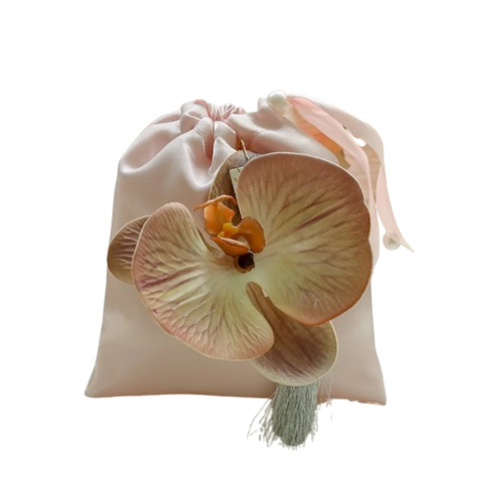 Handbag Elegant Wedding Candy Bag Simple Butterfly Orchid Empty Cloth Bag Storage Bag Candy Box Mini Sugar Bag Gift Bag
Handbag Elegant Wedding Candy Bag Simple Butterfly Orchid Empty Cloth Bag Storage Bag Candy Box Mini Sugar Bag Gift Bag