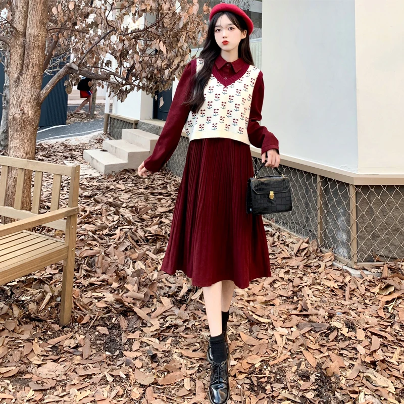 Casual Two-piece Set For Women Knit Vest Tops And Pleated Cotton Dresses Large Size Female Autumn Winter Loose Elegant Suits
Casual Two-piece Set For Women Knit Vest Tops And Pleated Cotton Dresses Large Size Female Autumn Winter Loose Elegant Suits