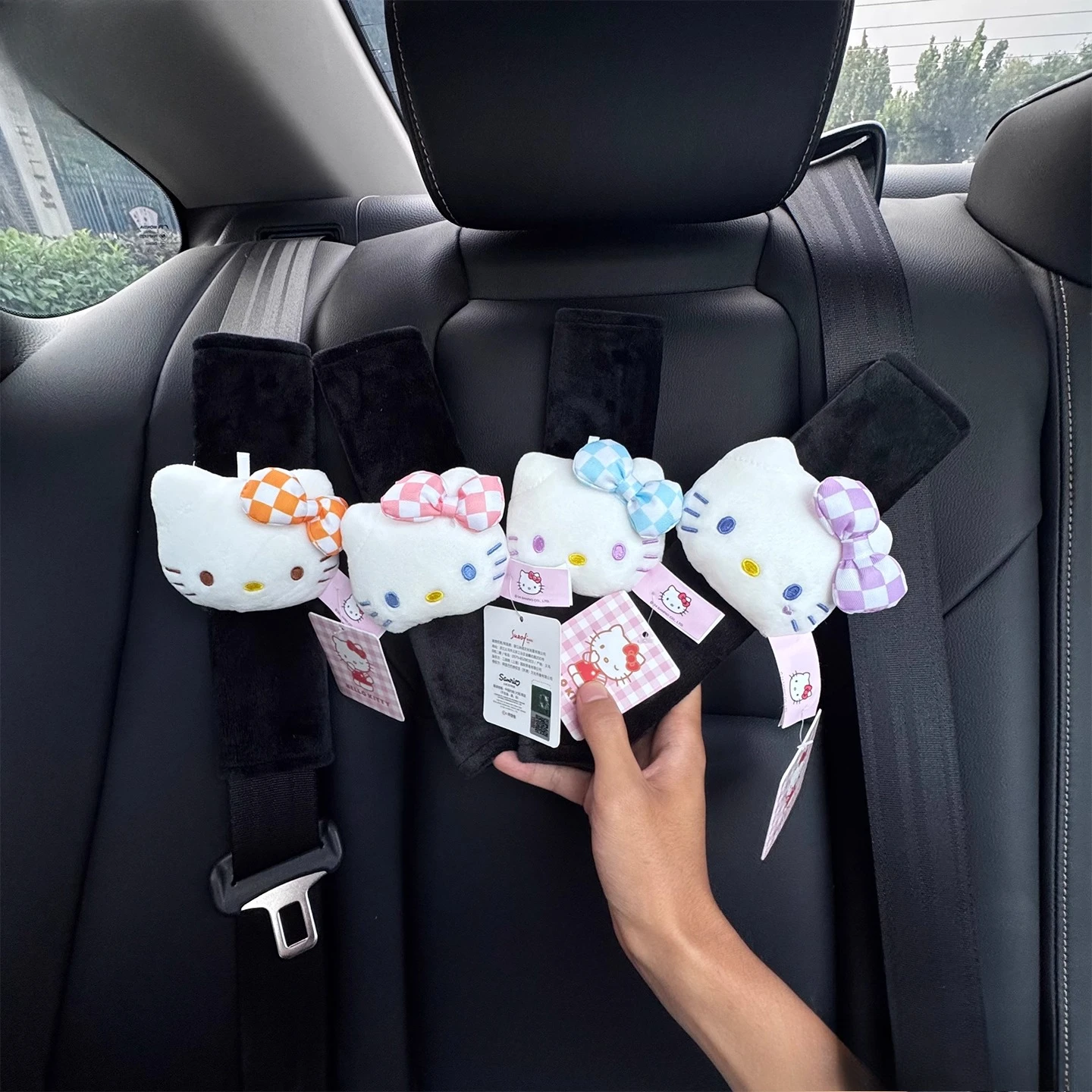 Sanrio Hello Kitty Car Seat Belt Cover Adjustable Car Safety Belt Cover Shoulder Pad for Kids Adults Car Interior Accessories
Sanrio Hello Kitty Car Seat Belt Cover Adjustable Car Safety Belt Cover Shoulder Pad for Kids Adults Car Interior Accessories
