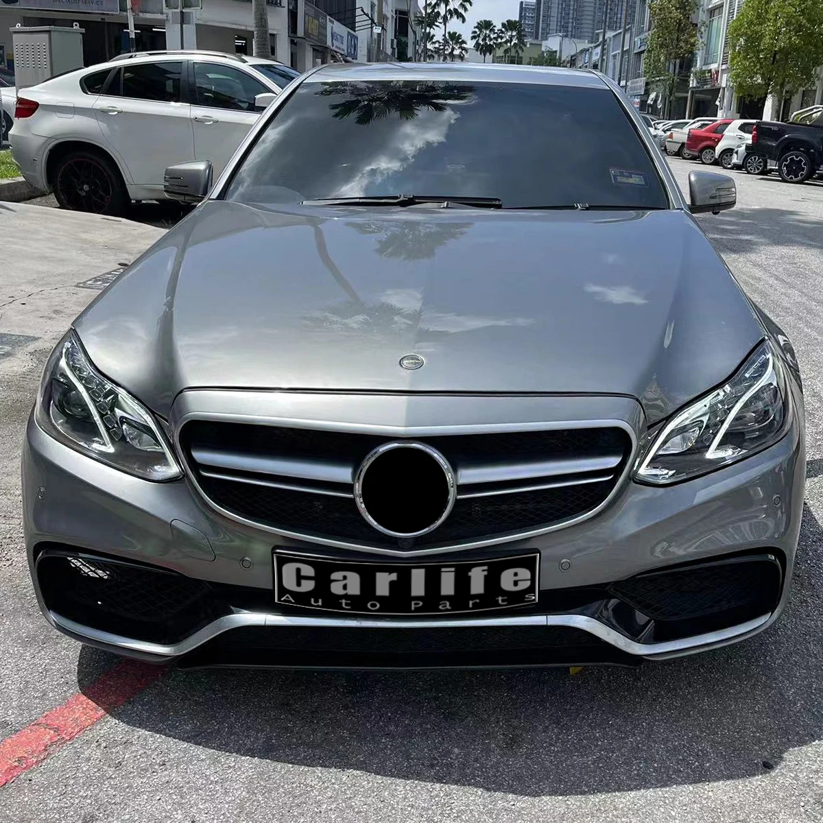 PP plastic bumpers bodykit for Mercedes Benz E class E260 E300 E350 W212 2009-2012 conversion to E63 AMG 2015.
PP plastic bumpers bodykit for Mercedes Benz E class E260 E300 E350 W212 2009-2012 conversion to E63 AMG 2015.