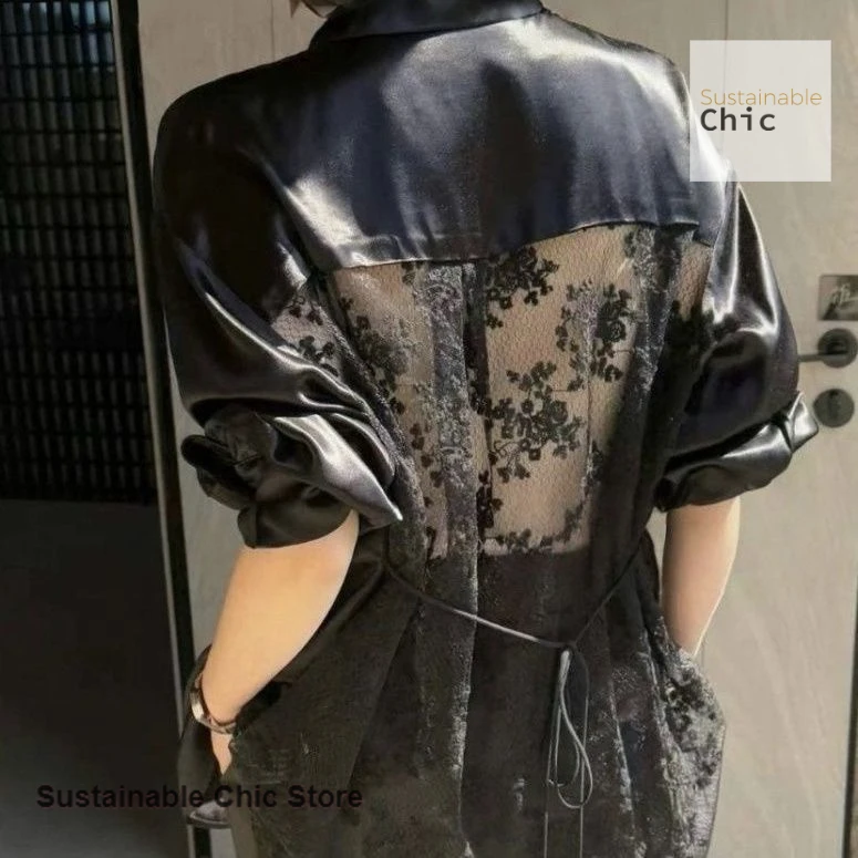 Korean sexy back openwork satin design shirt women's spring and summer new unique satin cardigan fashion Joker casual top.
Korean sexy back openwork satin design shirt women's spring and summer new unique satin cardigan fashion Joker casual top.