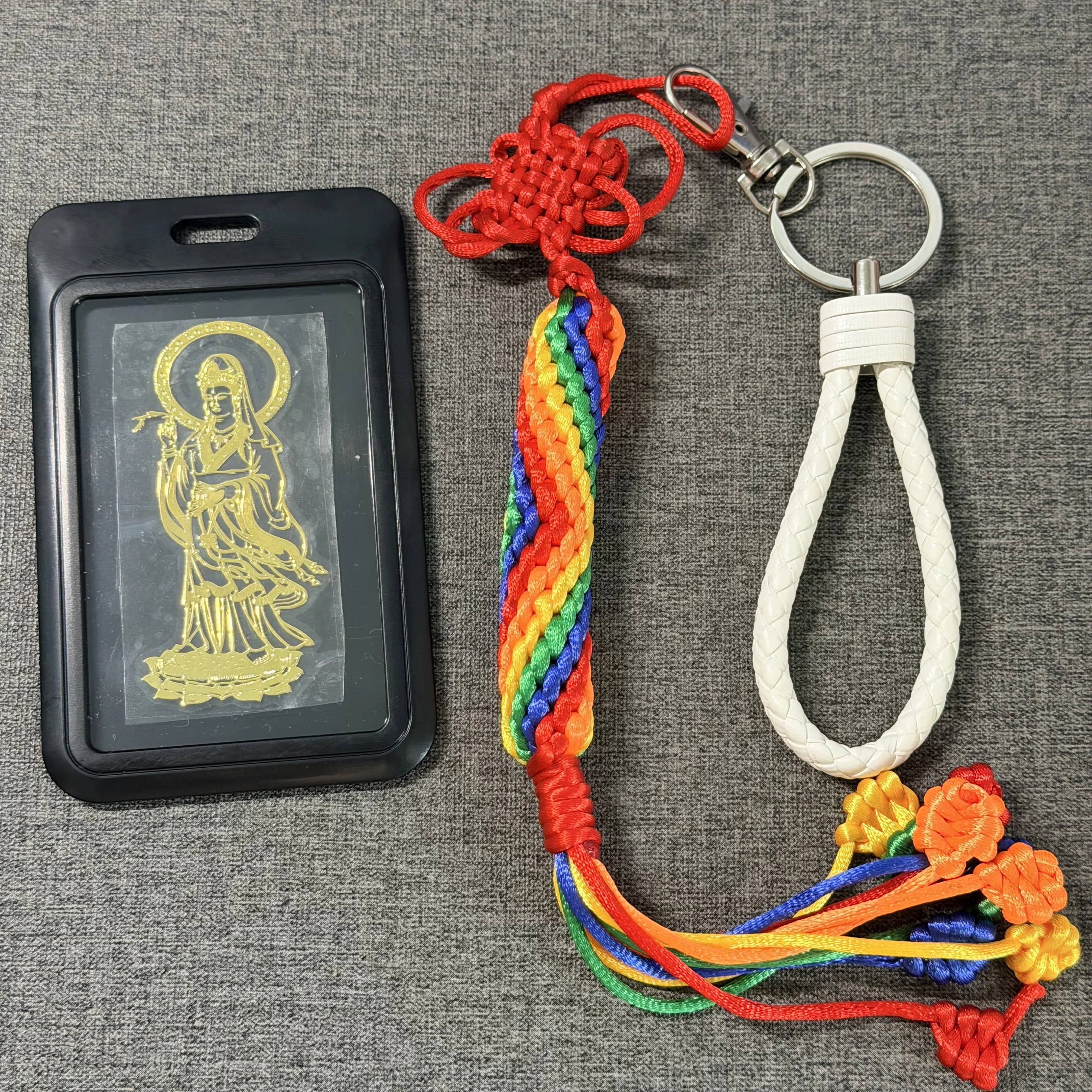 Vajra Knot Buddha Pattern Metal Phone Sticker Leather Lanyard Anti-lost Lucky Card Holder
Vajra Knot Buddha Pattern Metal Phone Sticker Leather Lanyard Anti-lost Lucky Card Holder