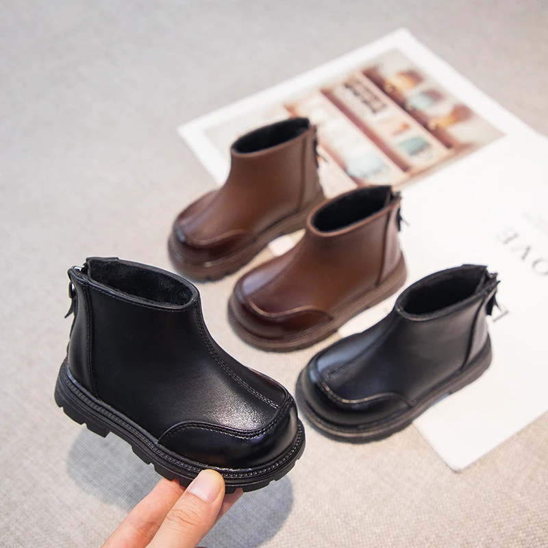 Infant Leather Boots for Girls 2025 New Winter Toddler Warm-lined Boots Soft Sole Non-slip Classic Kids Christmas Party Boots
Infant Leather Boots for Girls 2025 New Winter Toddler Warm-lined Boots Soft Sole Non-slip Classic Kids Christmas Party Boots