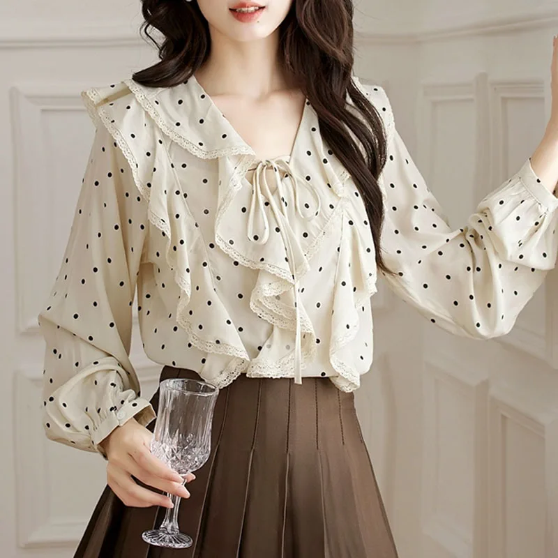 Women Blouse V-Neck Dot Ruffles Blouse Shirt Women Tops Fashion Long Sleeve Blouses Shirts Blusas Para Mujer Camisas Blusas M282
Women Blouse V-Neck Dot Ruffles Blouse Shirt Women Tops Fashion Long Sleeve Blouses Shirts Blusas Para Mujer Camisas Blusas M282
