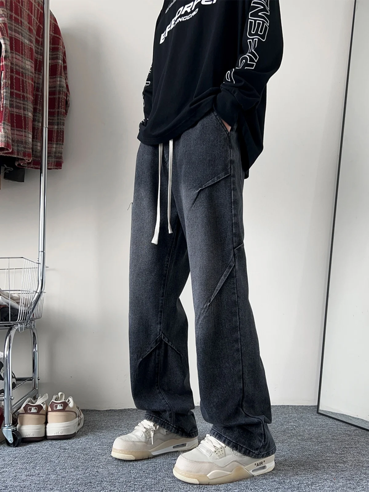 Black Grey Men's Straight Leg Jeans Loose Wide Leg Pants Retro American High Street Micro Flared Long Trousers Youth Fashion
Black Grey Men's Straight Leg Jeans Loose Wide Leg Pants Retro American High Street Micro Flared Long Trousers Youth Fashion