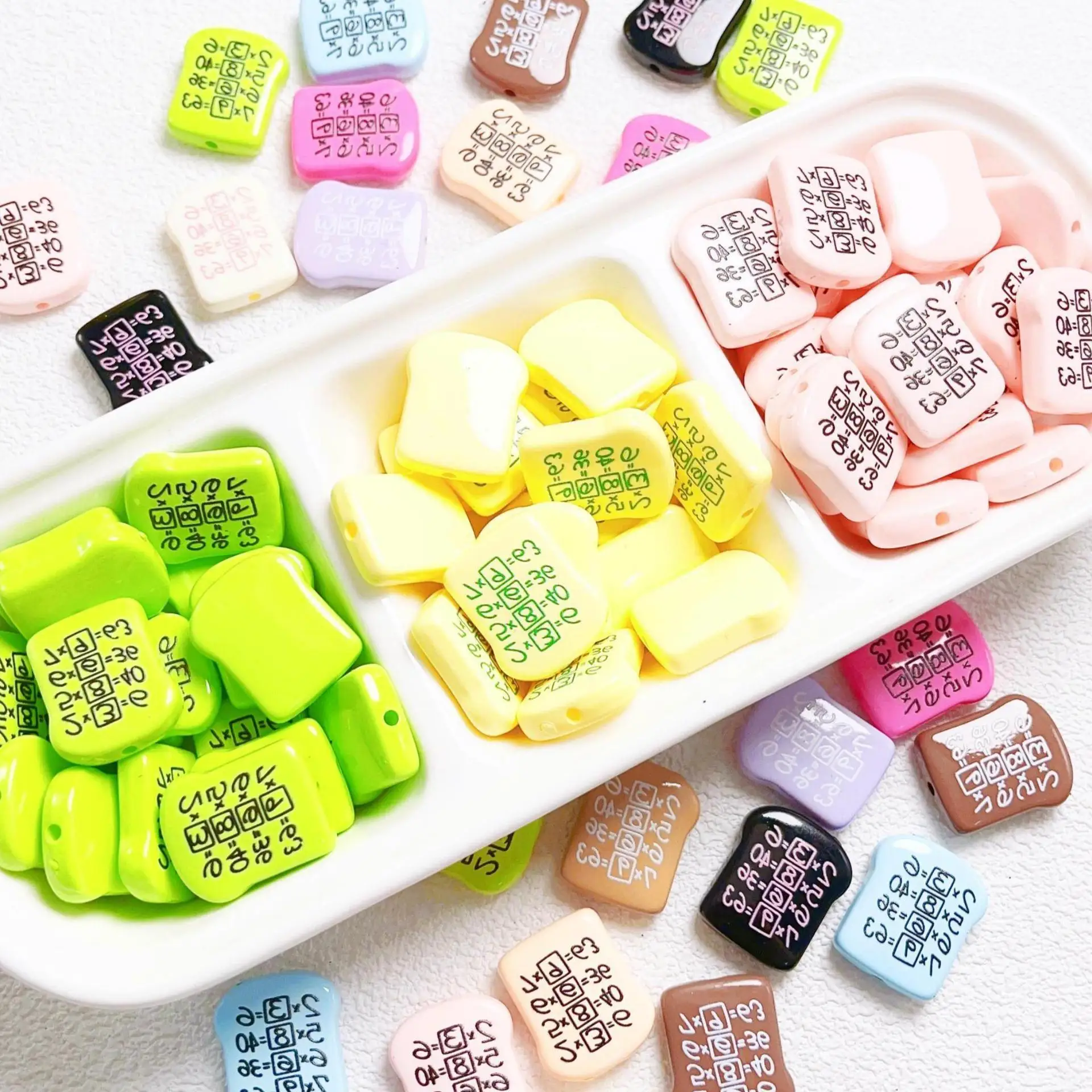 Trendy New 19*23mm Bright Solid Colors Acrylic Imitation Food Bread Shape Jewelry Beads Fit Home Decor Phone Shell DIY 60pcs
Trendy New 19*23mm Bright Solid Colors Acrylic Imitation Food Bread Shape Jewelry Beads Fit Home Decor Phone Shell DIY 60pcs