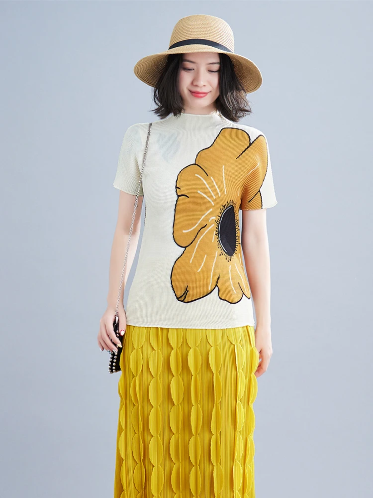 Anti-Aging Short Sleeve T-Shirt Women's Slim Fit Color-Correcting Pleated Korean Style Commute Fashion Summer New Arrival
Anti-Aging Short Sleeve T-Shirt Women's Slim Fit Color-Correcting Pleated Korean Style Commute Fashion Summer New Arrival