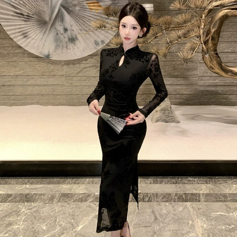 2025 Темпераментный фиолетовый комбинезон Ципао с короткими рукавами, длинная юбка
2025 Темпераментный фиолетовый комбинезон Ципао с короткими рукавами, длинная юбка