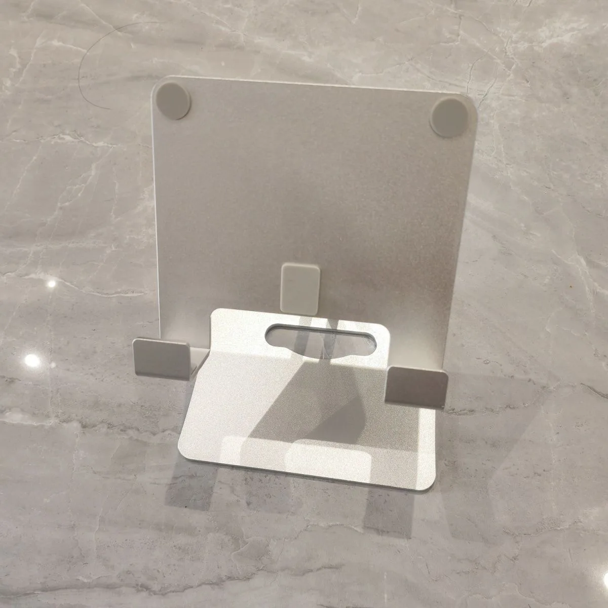 Aluminum alloy For iPad stand for iPad desktop foldable phone lazy portable adjustable
Aluminum alloy For iPad stand for iPad desktop foldable phone lazy portable adjustable