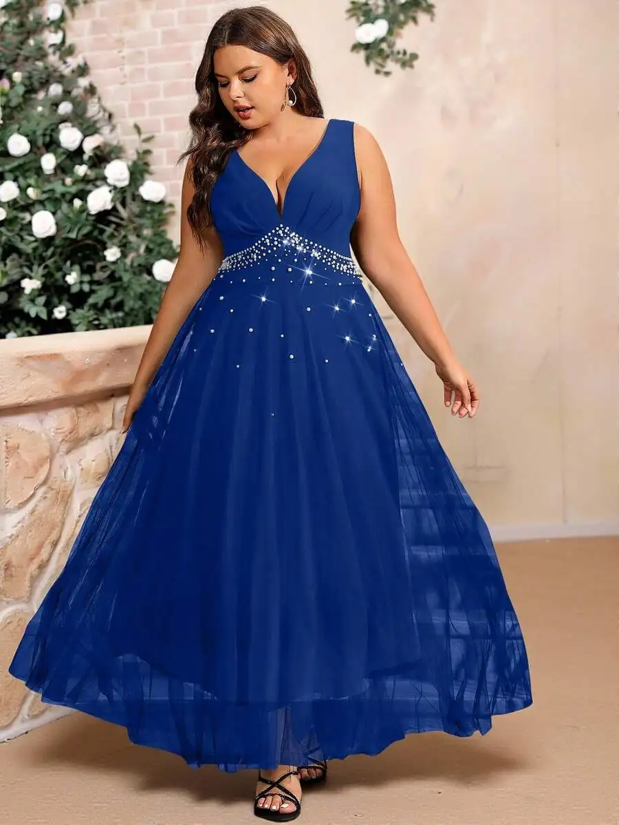 Королевское синее макси-платье больших размеров с V-образным вырезом, расшитое бисером, из тюля, для вечерних мероприятий и свадеб
Королевское синее макси-платье больших размеров с V-образным вырезом, расшитое бисером, из тюля, для вечерних мероприятий и свадеб