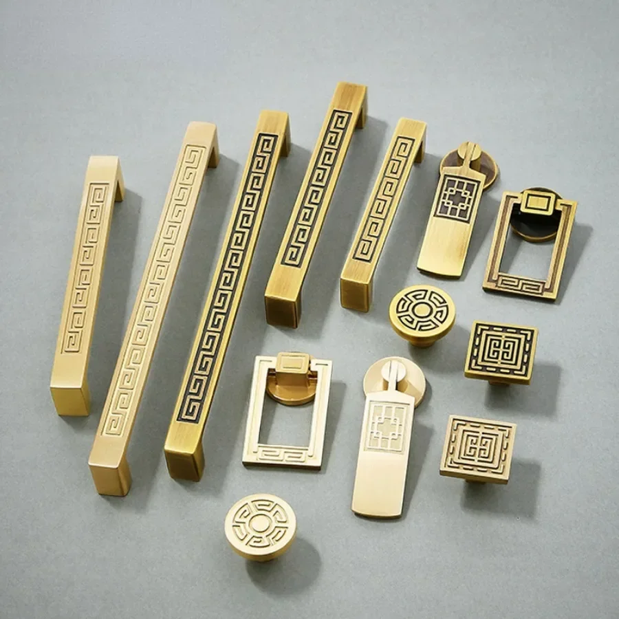 Латунные ручки для кухонных ящиков, новые золотые мебельные ручки в китайском стиле, латунная ручка для ящиков, комода, аксессуары для дома
Латунные ручки для кухонных ящиков, новые золотые мебельные ручки в китайском стиле, латунная ручка для ящиков, комода, аксессуары для дома