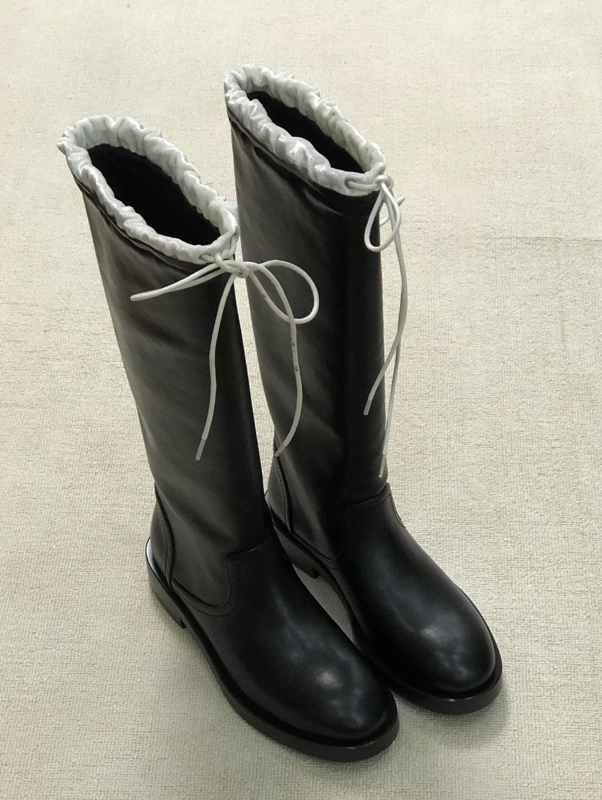 Women Leather Boots for Women Knee Boots Fashion Winter Shoes Woman Pointed Toe Long Boots
Women Leather Boots for Women Knee Boots Fashion Winter Shoes Woman Pointed Toe Long Boots