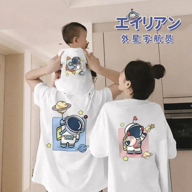 2024 Family Clothes Astronaut Print Cotton T-shirt Summer Mother Daughter Top Family Matching Outfits Adult Kids Family T-shirts
2024 Family Clothes Astronaut Print Cotton T-shirt Summer Mother Daughter Top Family Matching Outfits Adult Kids Family T-shirts